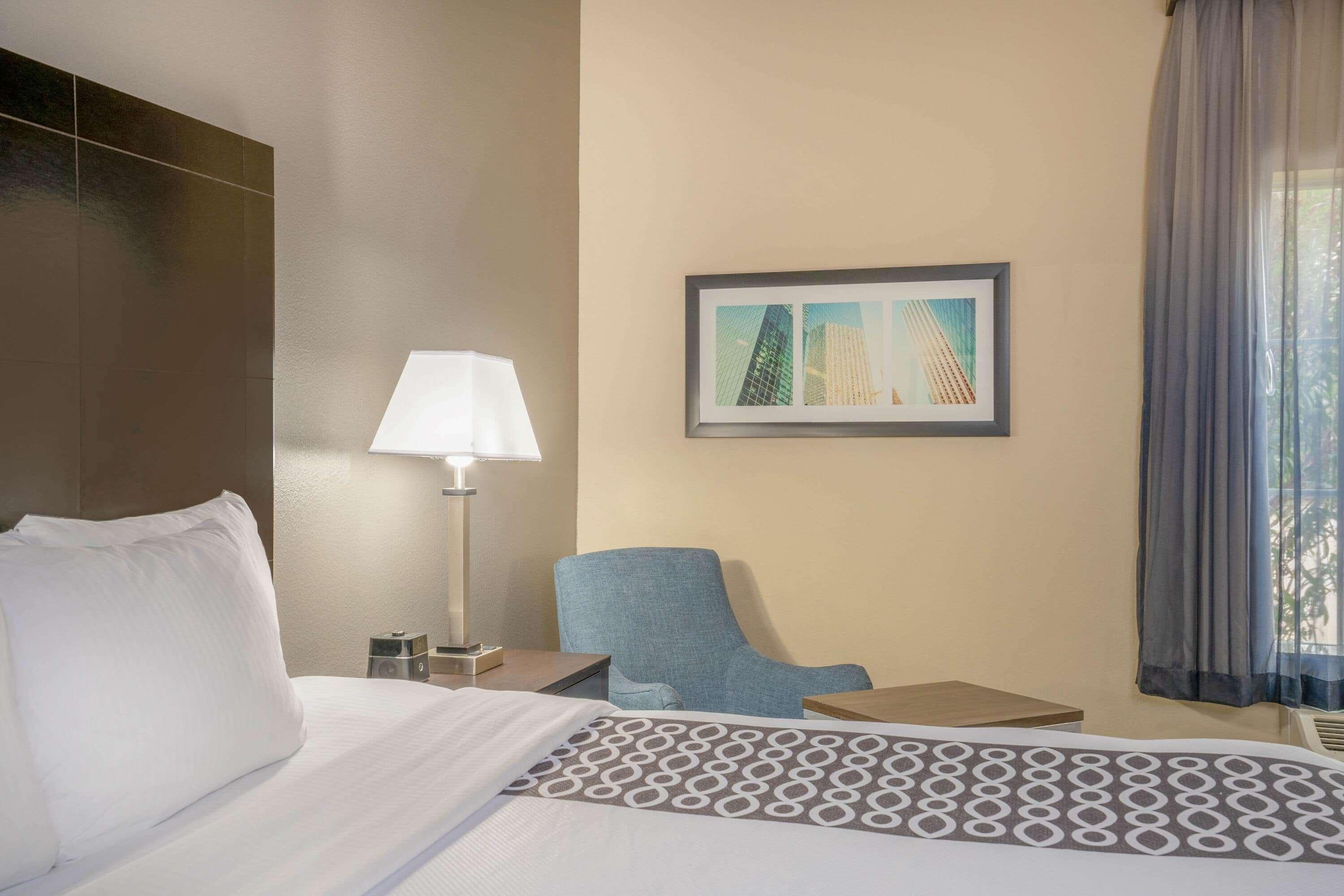Готель La Quinta By Wyndham Houston Energy Corridor Екстер'єр фото