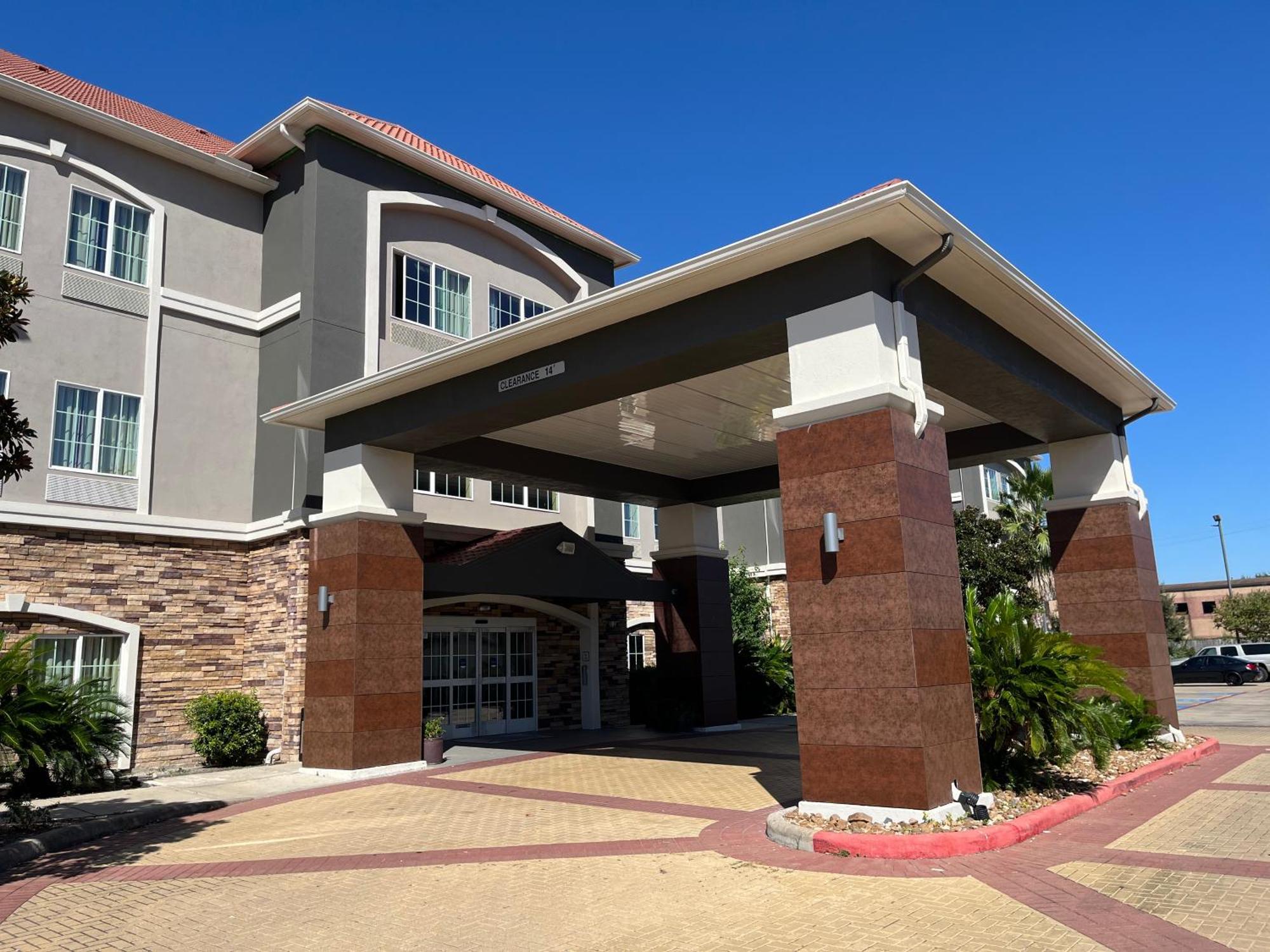 Готель La Quinta By Wyndham Houston Energy Corridor Екстер'єр фото