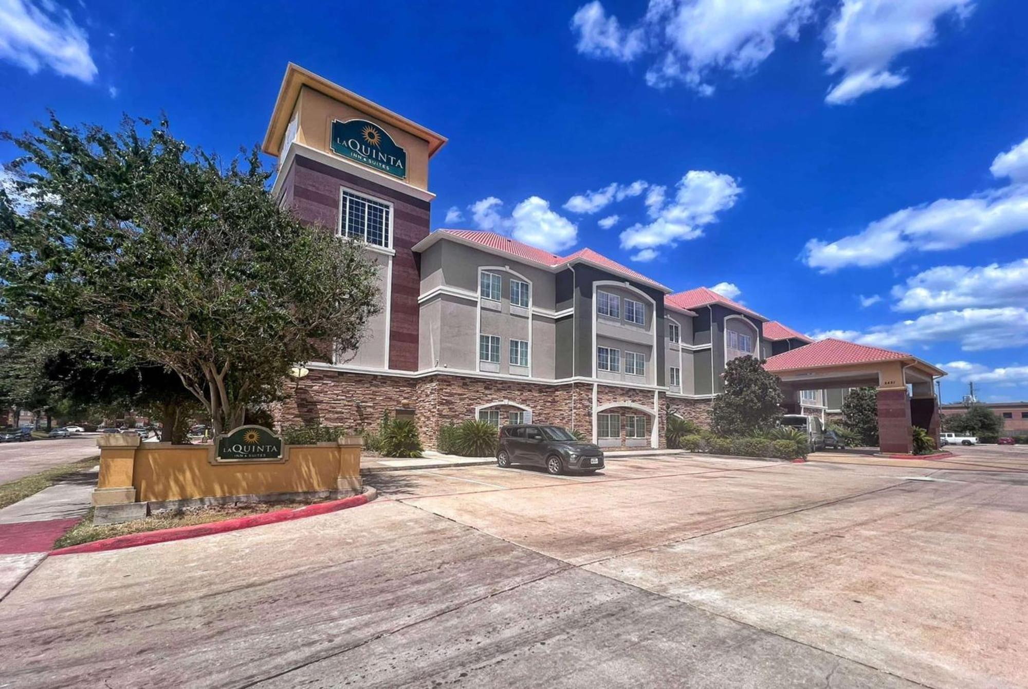 Готель La Quinta By Wyndham Houston Energy Corridor Екстер'єр фото